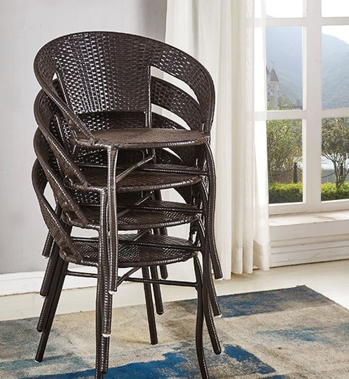 Стул из ротанга HALO