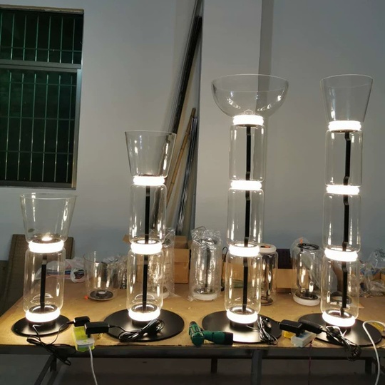 Торшер черный Aurentn, 28*28*89 см, LED, металл, 20 Вт