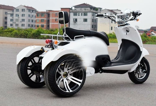 Электромотоцикл Dingsen (белый)