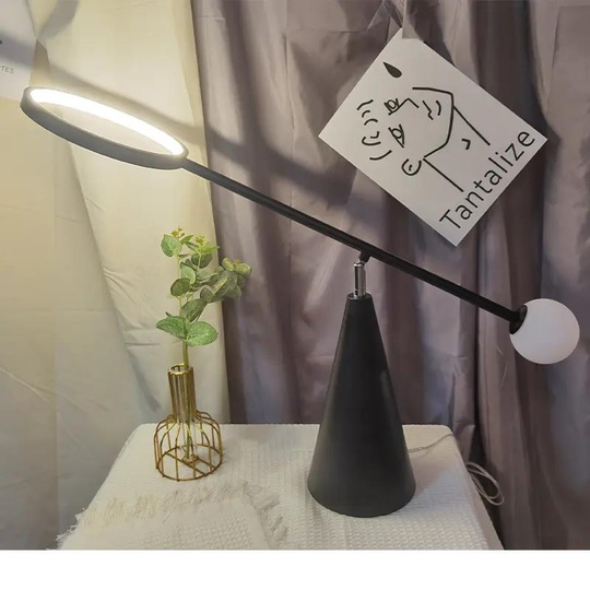 Черная настольная лампа Vikont, 50*70 см