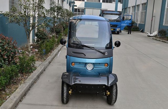 Электромобиль Xiaofu W1