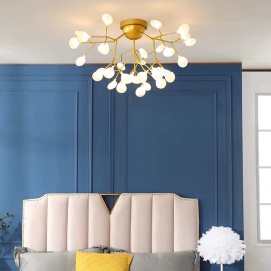 Люстра золотая Mira металл, стекло матовое, 90*57 см, G4