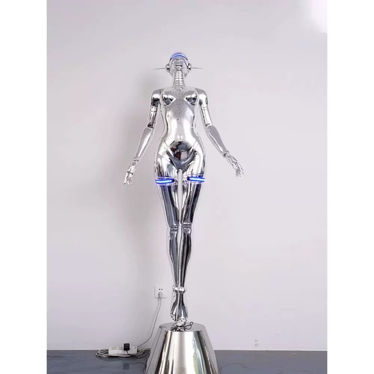 Торшер Cyberwomen хром 73*50*180 см, LED, кнопка, смола, стекловолокно, 24 Вт