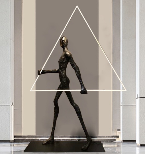 Торшер человек. Напольный светильник черный торшер 98*20*151. NIM GEO - человек с треугольником, LED, 50 Вт