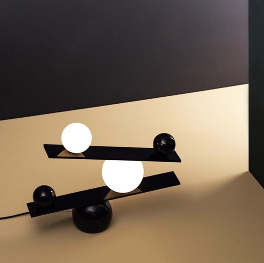 Лампа настольная черная Balance черно-белый, 45*50, светодиодная