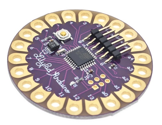 Контроллер Lilypad Arduino