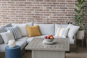 Уличная мебель для террасы и сада: как правильно сочетать и комбинировать предметы