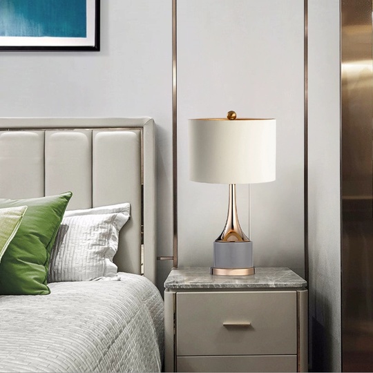 Настольная лампа CLASSIC 38*65, белый, золотой, металл.