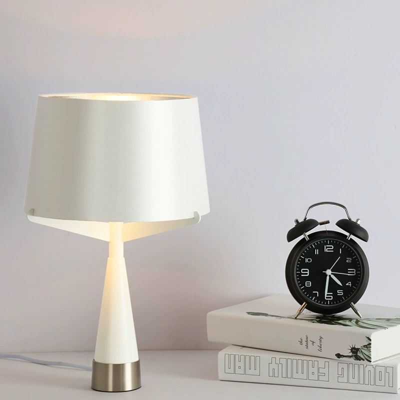 Настольная лампа AUSTEN 24*40, белый, металл, Е27.